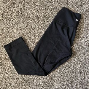 LULULEMON, black leggings, mid-calf length, size 6, NEVER WORN